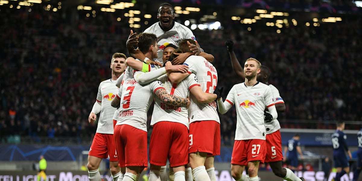 上海申花训练开放日，关键时刻豪取连胜引欢呼，德国杯在即，阵容厚度经受考验(上海申花今天新闻)-九游官网